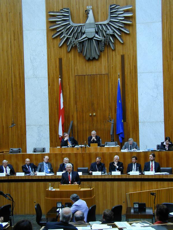 Ingwald Strasser im österreichischen Nationalrat (Enquete zur Novelle des Universitätsgesetzes 2002, 11. April 2008)